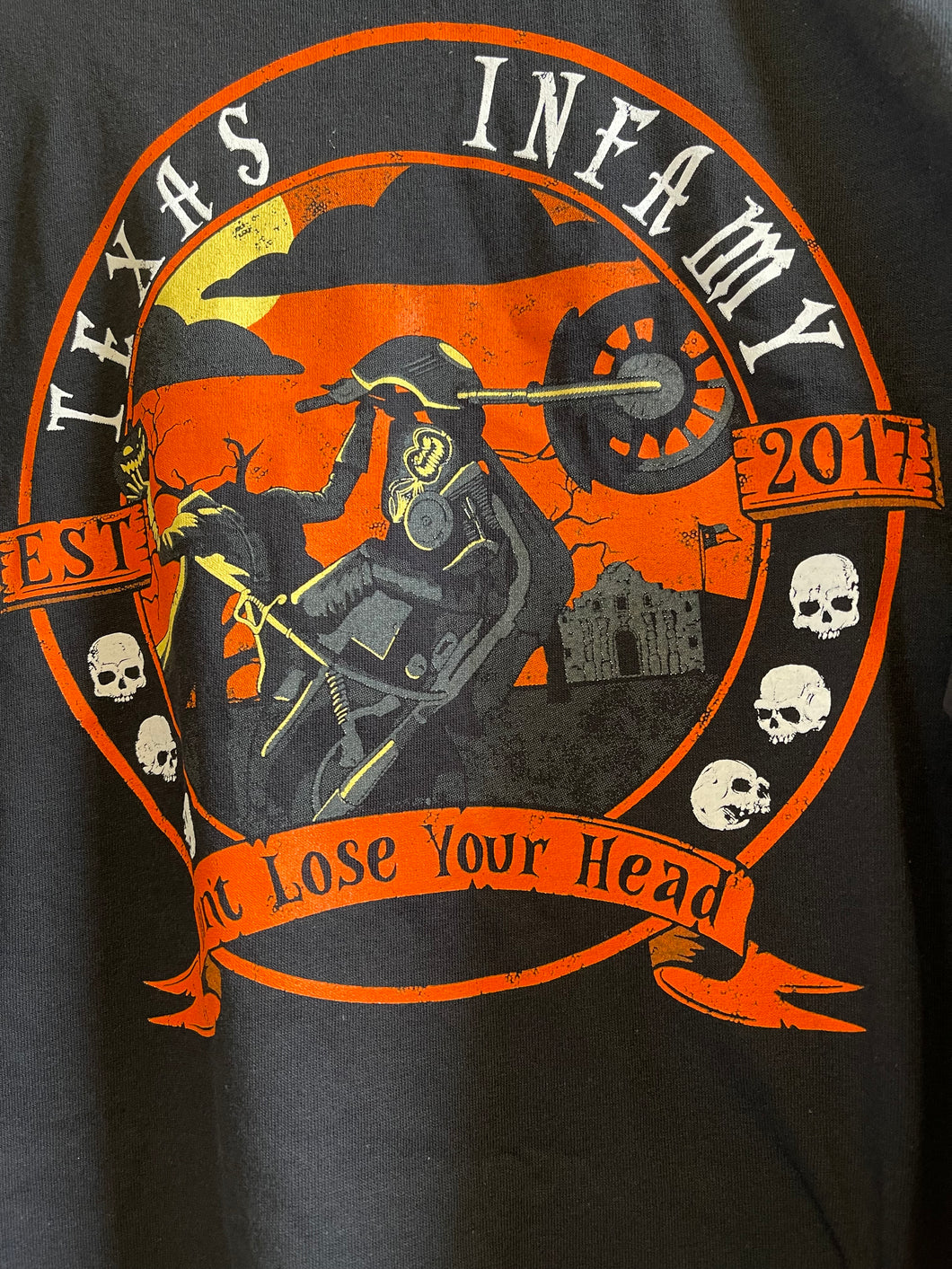 Dont lose your head Tee (halloween)